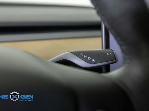 Used 2024 Tesla Model Y Performance AWD/4WD image 15
