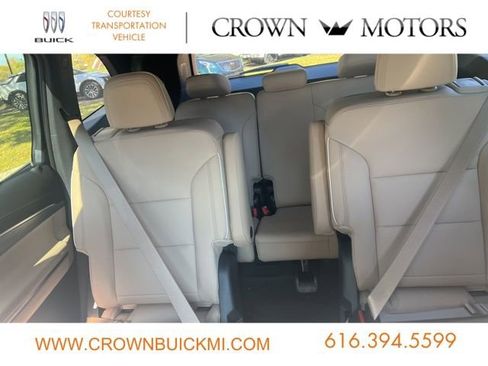 Used 2025 Buick Enclave Preferred w/ LPO, Floor Liner Package image 29