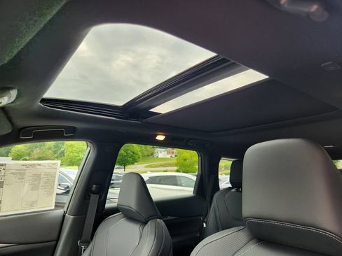 New 2027 INFINITI QX60 Sport w/ Dark Cargo Package AWD/4WD image 10