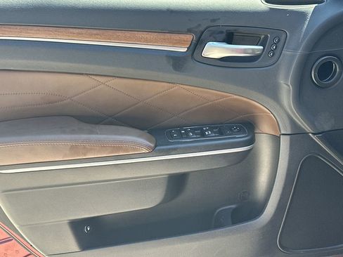 Used 2018 Chrysler 300 C w/ Sun, Sound & Nav Package image 10