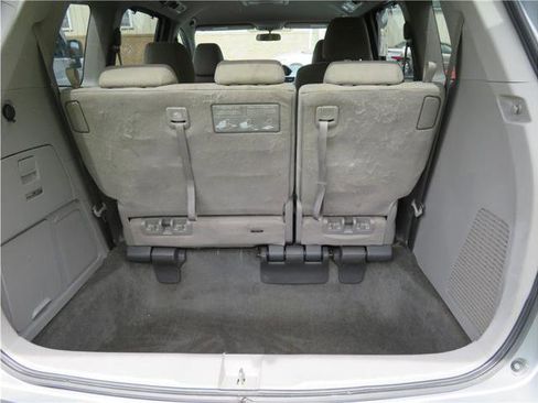 Used 2016 Honda Odyssey SE image 14