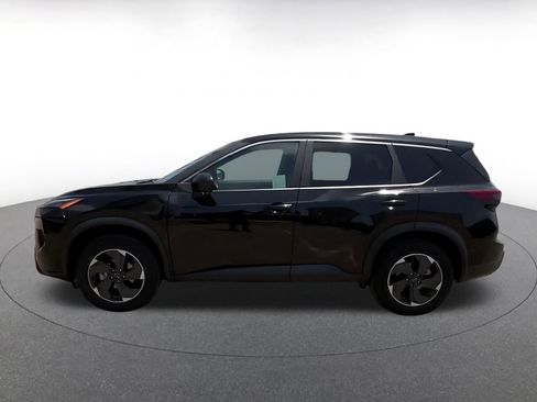 Used 2025 Nissan Rogue SV AWD/4WD image 9