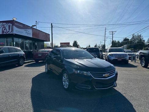 Used 2016 Chevrolet Impala LT w/ Convenience Package FWD image 3