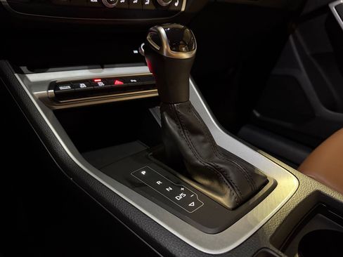 Used 2022 Audi Q3 2.0T Premium w/ Convenience Package image 16