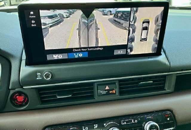 New 2026 Honda Pilot Touring image 47