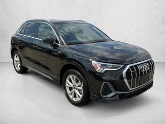 Used 2025 Audi Q3 2.0T Premium w/ Convenience Package AWD/4WD video 3