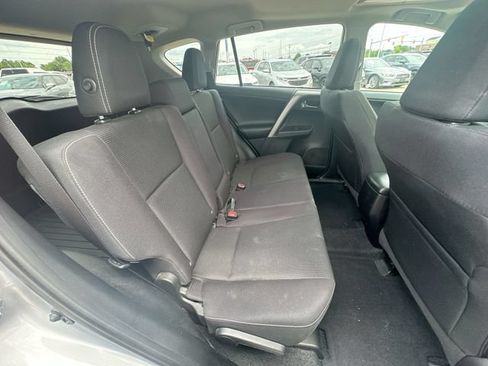 Used 2018 Toyota RAV4 XLE w/ Plus Extra Value Package AWD/4WD image 29
