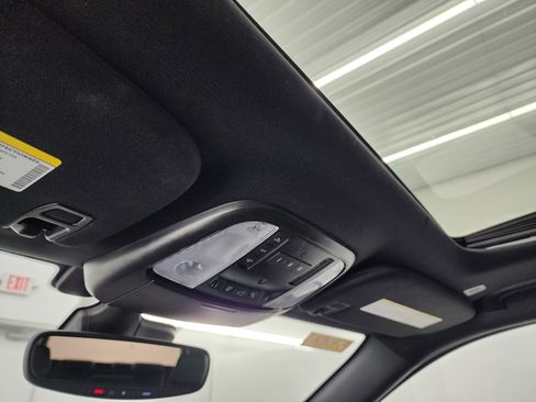 Used 2024 Dodge Durango GT image 14