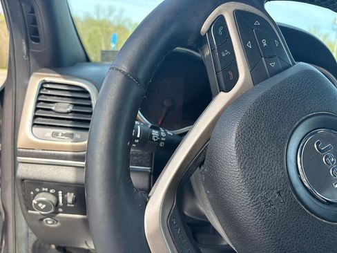 Used 2014 Jeep Grand Cherokee Limited AWD/4WD image 27