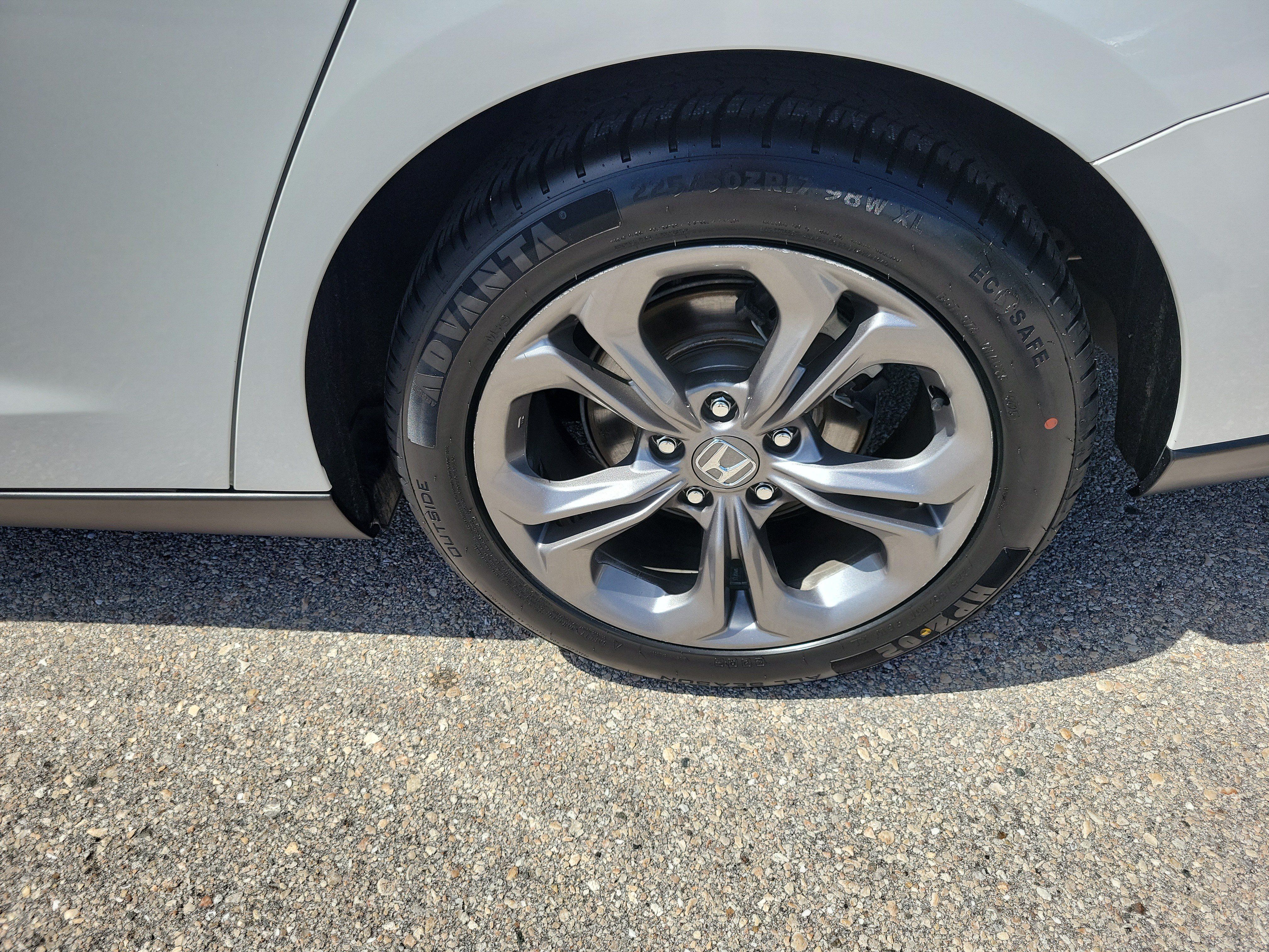 Used 2024 Honda Accord EX image 27