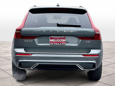 New 2026 Volvo XC60 B5 Ultra w/ Climate Package PRO image 6