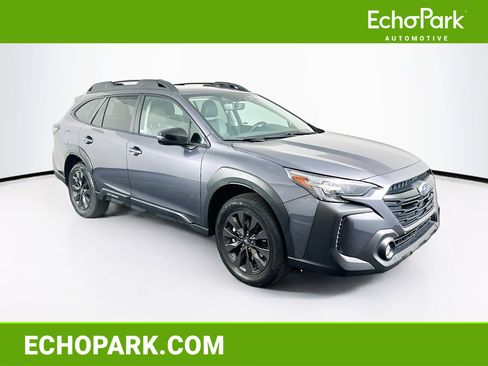 Used 2025 Subaru Outback Onyx Edition image 1