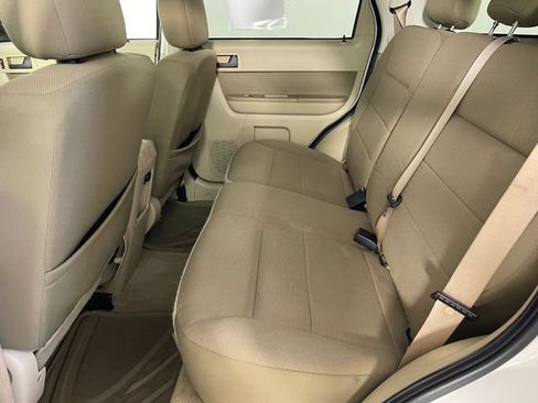 Used 2009 Ford Escape XLT FWD image 15
