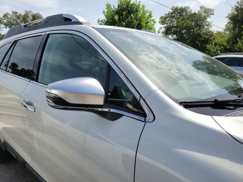 Used 2024 Subaru Outback Touring AWD/4WD image 8