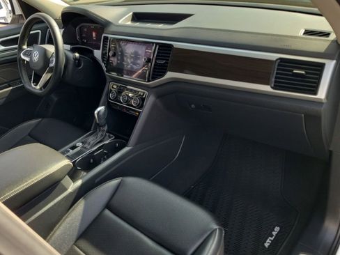 Used 2022 Volkswagen Atlas SE image 27
