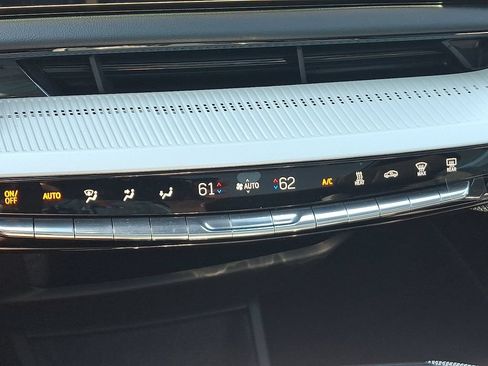 Certified 2026 Cadillac Optiq Luxury 1 AWD/4WD image 17