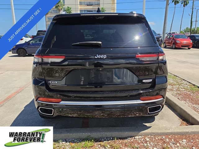 Used 2022 Jeep Grand Cherokee Summit AWD/4WD image 5
