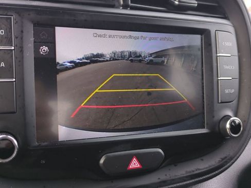 Used 2025 Kia Soul LX w/ LX Technology Package image 14