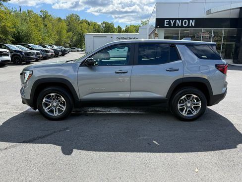 Used 2026 GMC Terrain Elevation AWD/4WD image 2