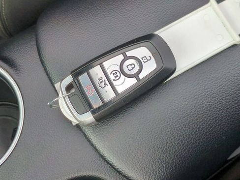 Used 2018 Ford Mustang Convertible w/ Equipment Group 101A image 33