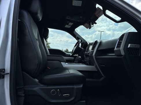 Used 2015 Ford F150 Lariat AWD/4WD image 31