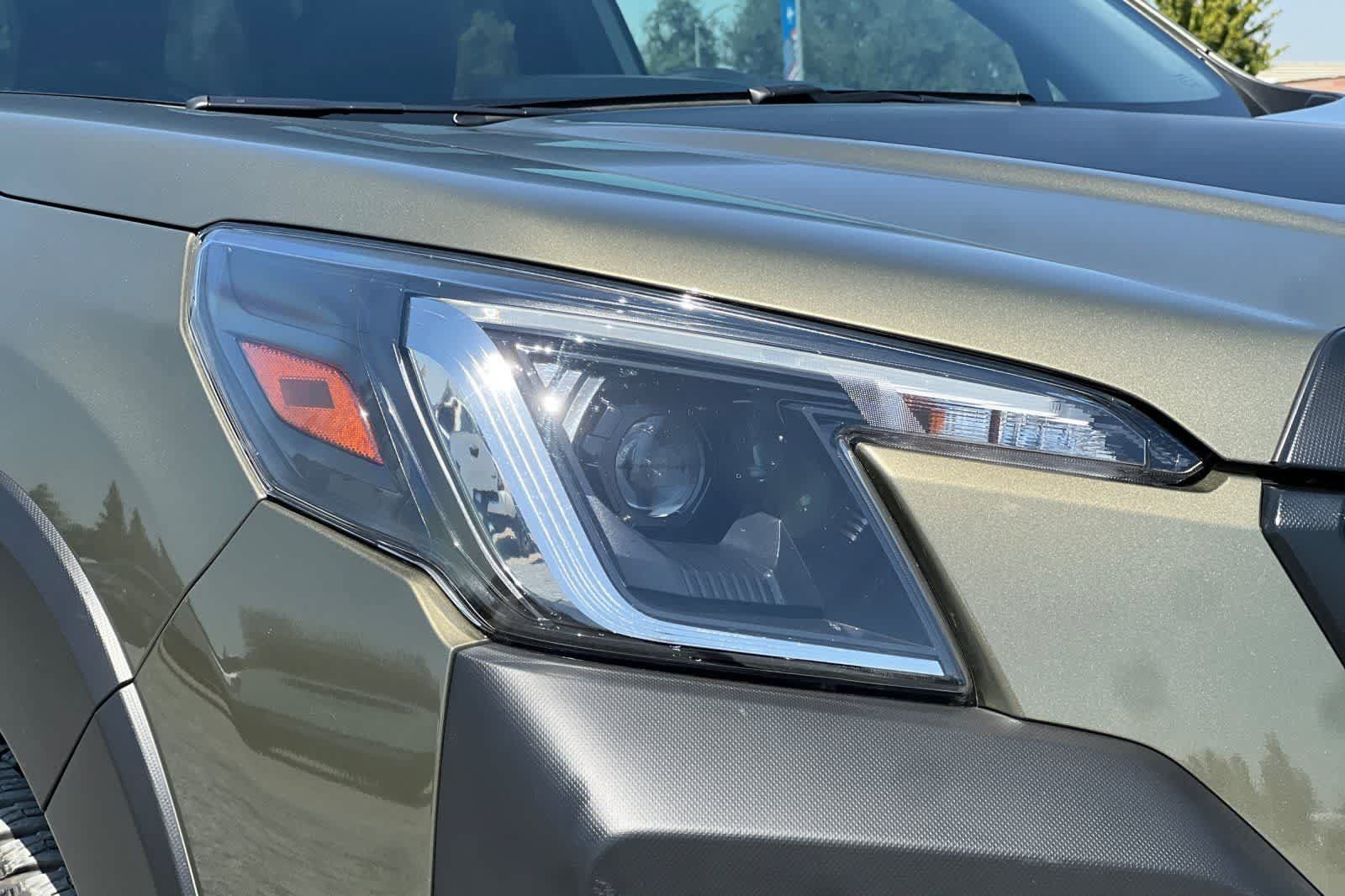 Used 2025 Subaru Forester Wilderness w/ Wilderness Package AWD/4WD image 35