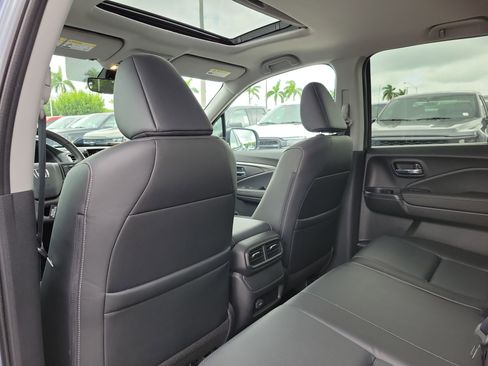 Used 2025 Honda Ridgeline RTL image 18