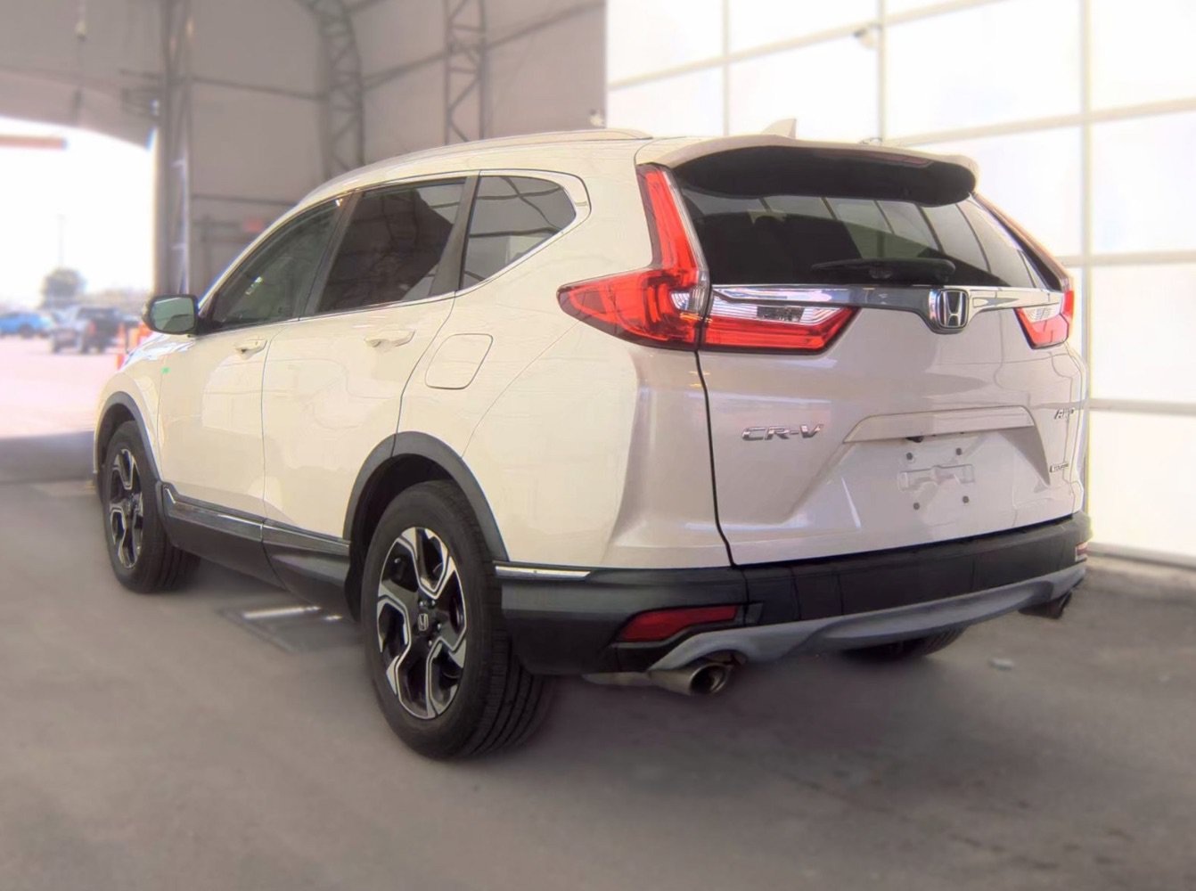Used 2017 Honda CR-V Touring image 6