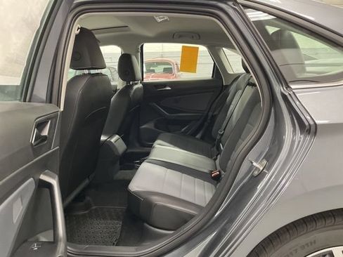 New 2026 Volkswagen Jetta SE FWD image 8