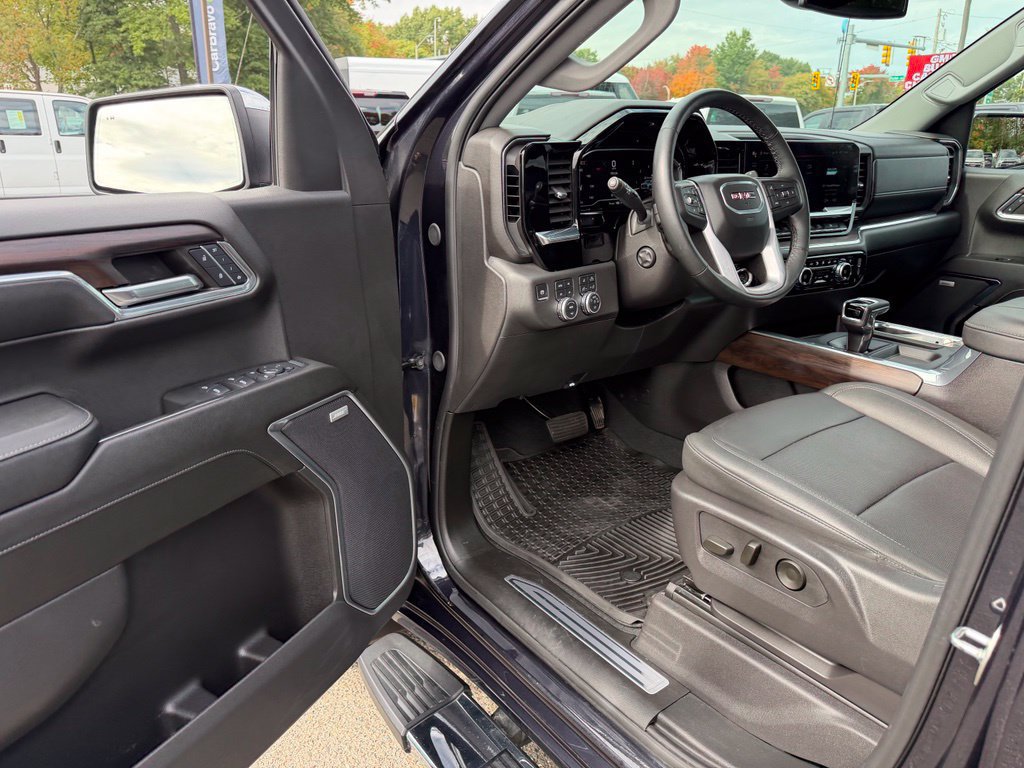 Certified 2024 GMC Sierra 1500 SLT w/ SLT Premium Plus Package AWD/4WD image 21