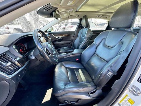 Used 2018 Volvo S90 T5 Momentum w/ Convenience Package image 23