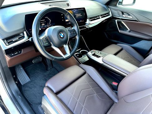 Certified 2025 BMW X1 xDrive28i image 13