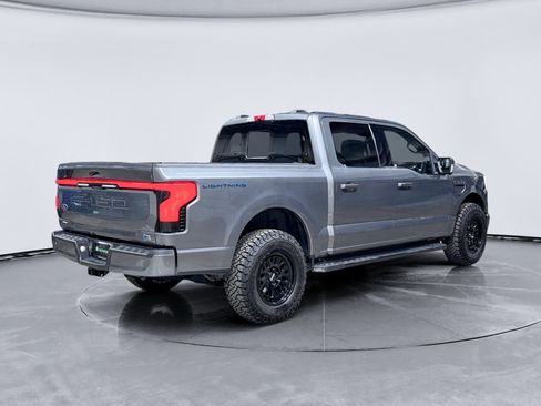 Used 2023 Ford F150 Lightning Platinum AWD/4WD image 3