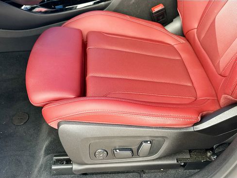 Used 2024 BMW X3 sDrive30i w/ Premium Package image 19