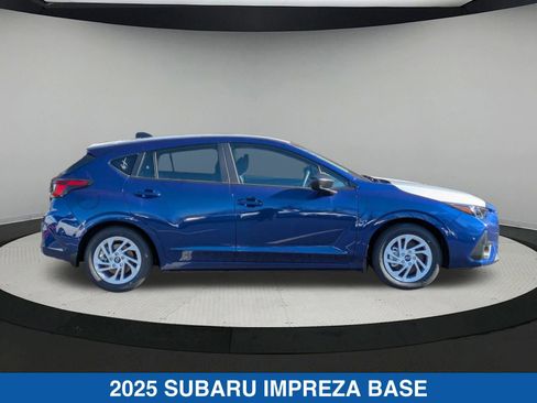 Certified 2025 Subaru Impreza 2.0i image 2