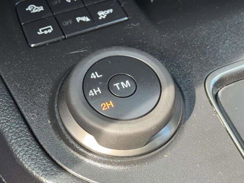 Used 2022 Ford Ranger Lariat w/ Tremor Off-Road Package image 21