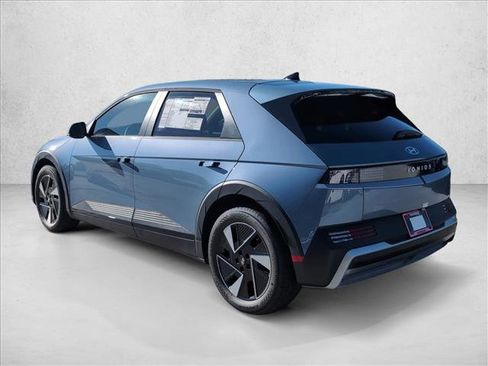 New 2026 Hyundai Ioniq 5 SE image 9