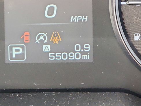 Used 2022 Subaru Outback Premium image 19