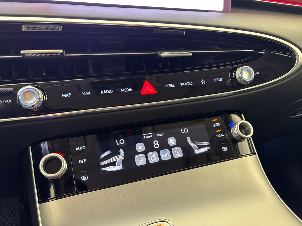 New 2027 Genesis GV70 2.5T Select AWD/4WD image 38