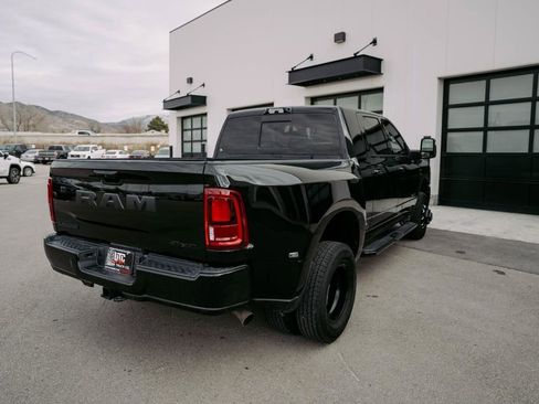 Used 2025 RAM 3500 Laramie image 7
