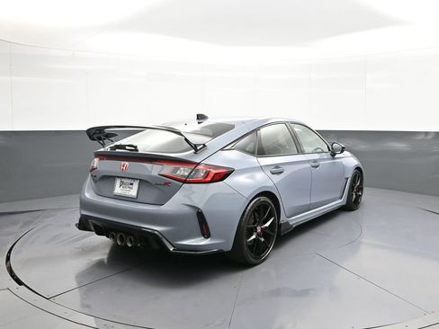 Used 2025 Honda Civic Type R image 6