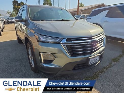 Used 2022 Chevrolet Traverse LT w/ LPO, Floor Liner Package FWD image 8