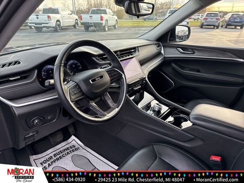 Used 2022 Jeep Grand Cherokee Limited w/ Trailer Tow Prep Group (B) image 15