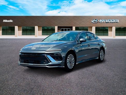 Used 2025 Hyundai Sonata SEL FWD image 1