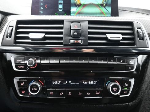 Used 2018 BMW M3 RWD image 20