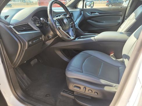 Used 2022 Buick Enclave Premium FWD image 2