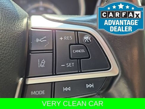 Used 2024 Toyota Highlander XLE AWD/4WD image 26
