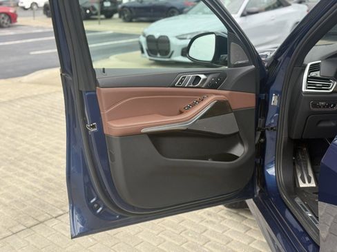 Certified 2023 BMW X5 xDrive40i w/ M Sport Package image 11