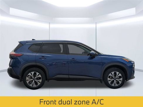 Used 2023 Nissan Rogue SV FWD image 8