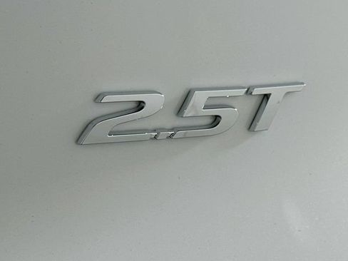 Used 2022 Hyundai Santa Fe Limited FWD image 29